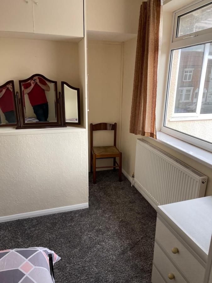 Spacious, Sleeps 17, 3 Bathrooms, Parking, Mansfield Exterior foto
