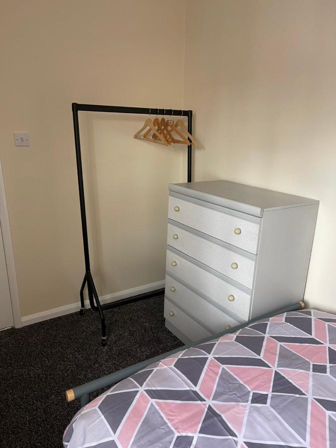Spacious, Sleeps 17, 3 Bathrooms, Parking, Mansfield Exterior foto