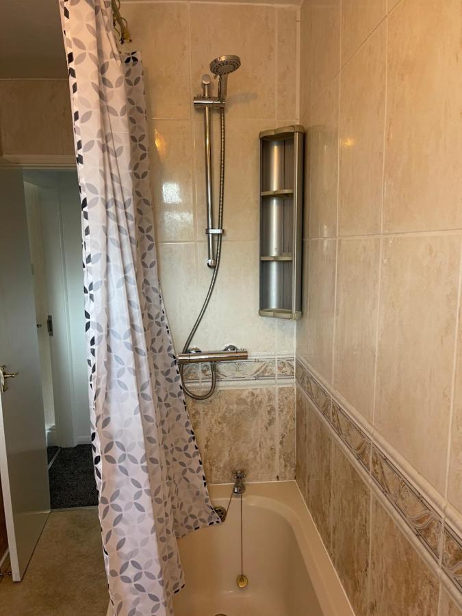 Spacious, Sleeps 17, 3 Bathrooms, Parking, Mansfield Exterior foto