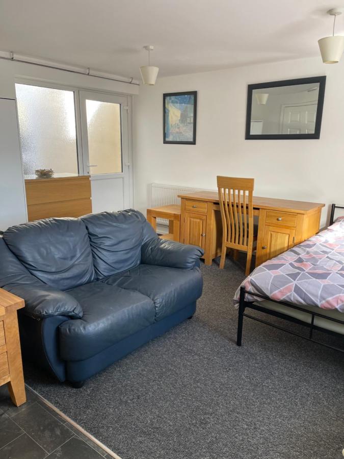 Spacious, Sleeps 17, 3 Bathrooms, Parking, Mansfield Exterior foto